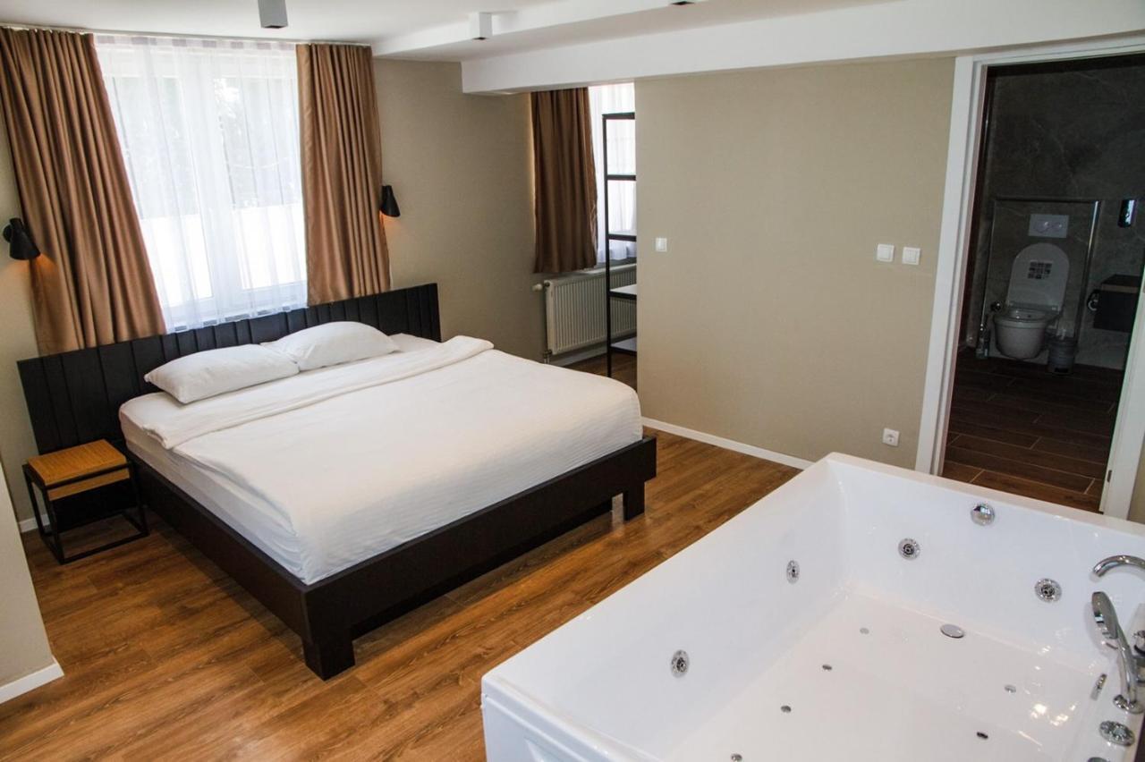 Swiss Apartments Prishtina Priștina Exterior foto